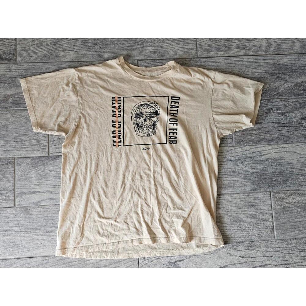 Men's Chomp Death of Fear Skull Waves Shirt Short Sleeves Size Large Ivory